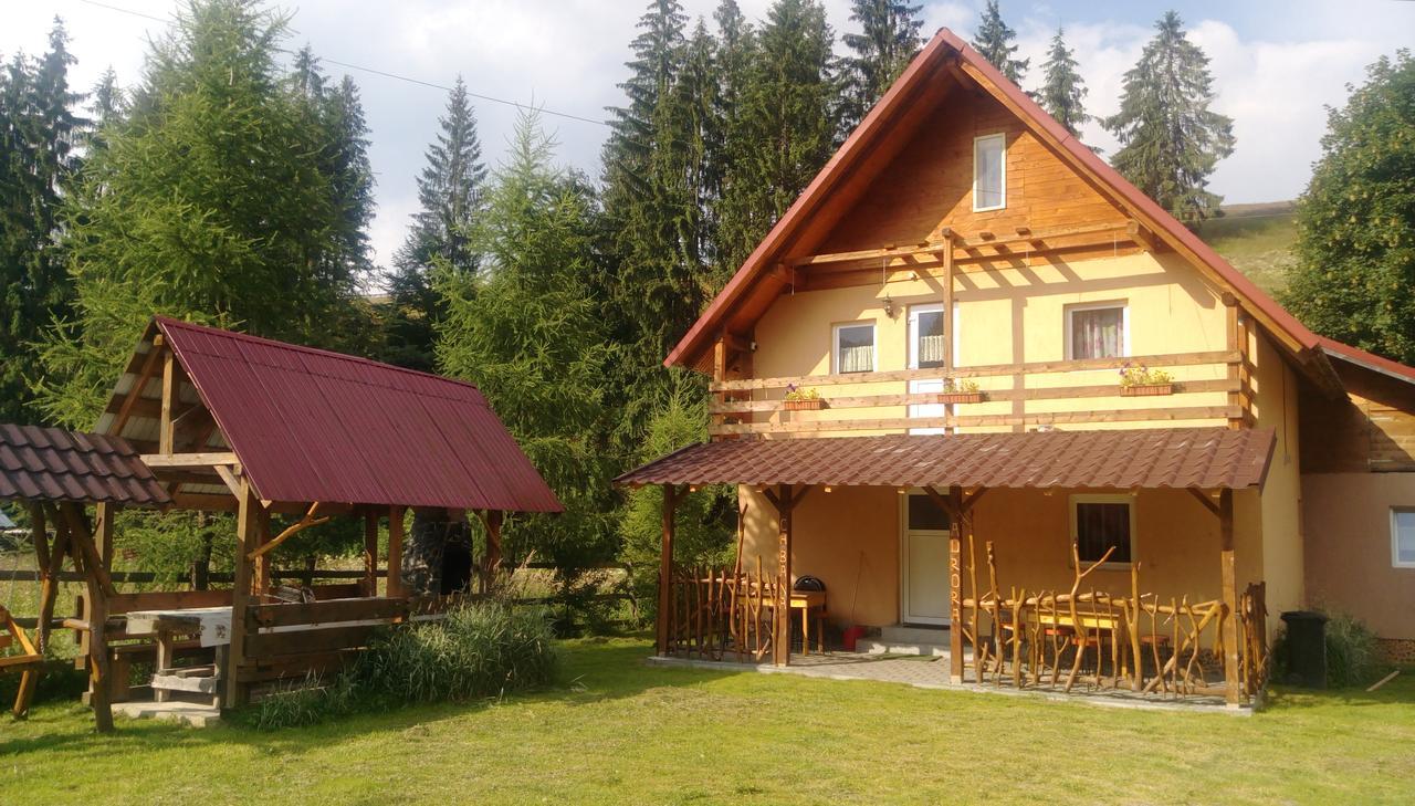 فيلا Cabana Aurora Arieşeni المظهر الخارجي الصورة